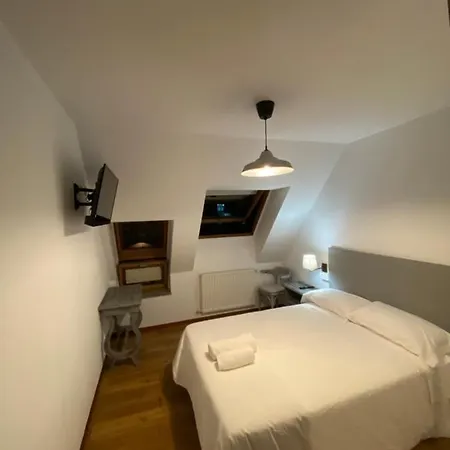 Pensión El Trastero De Palmero 3*